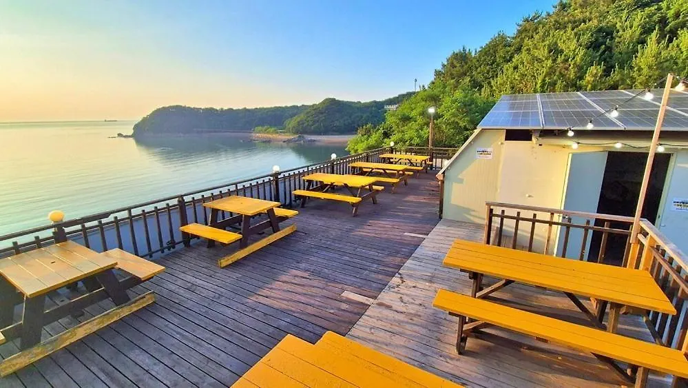 Yeongheungdo Haevichi Pension インチョン広域市