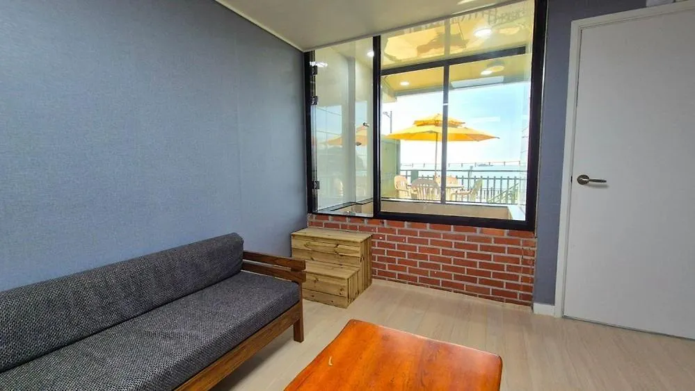 Yeongheungdo Haevichi Pension インチョン広域市 4*,  韓国