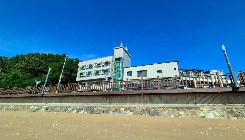 ゲストハウス Yeongheungdo Haevichi Pension インチョン広域市