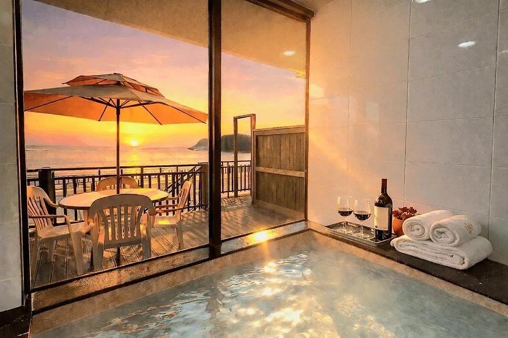 Yeongheungdo Haevichi Pension インチョン広域市