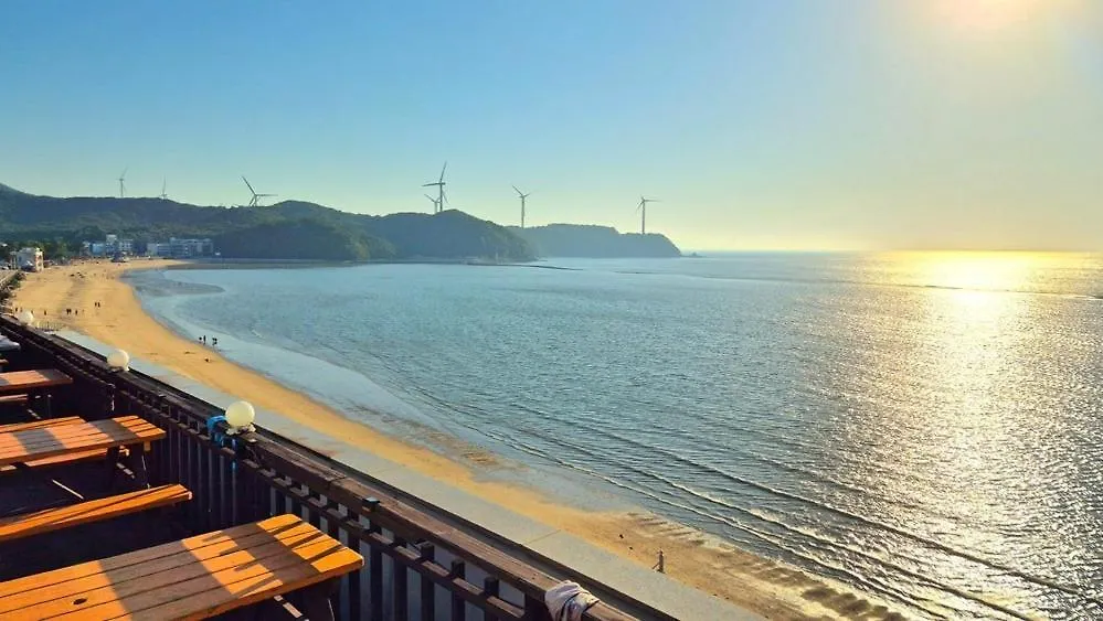 ゲストハウス Yeongheungdo Haevichi Pension インチョン広域市