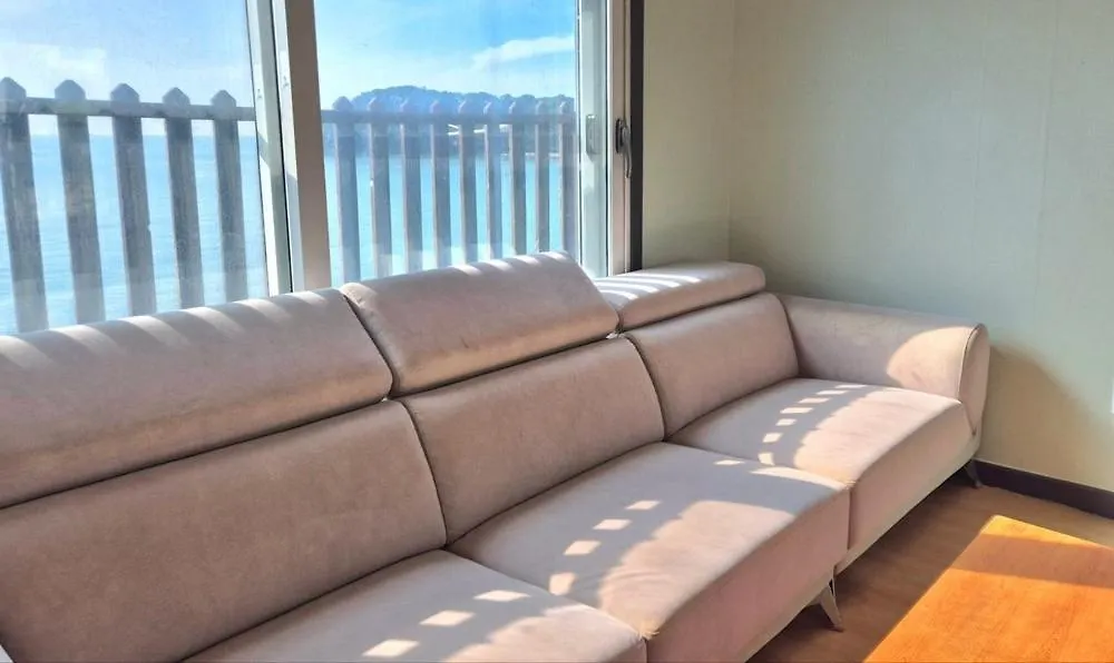 Yeongheungdo Haevichi Pension Incheon South Korea