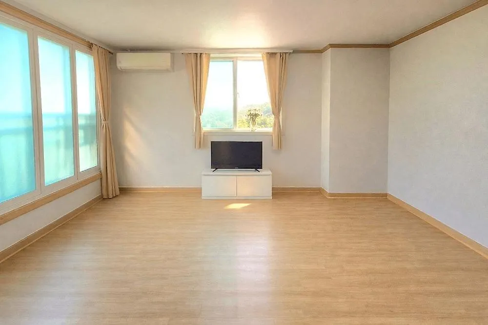 Yeongheungdo Haevichi Pension Incheon